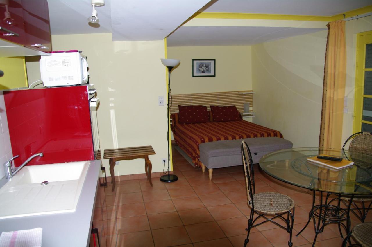 Residence Le Saint Victor Fontvieille Bagian luar foto
