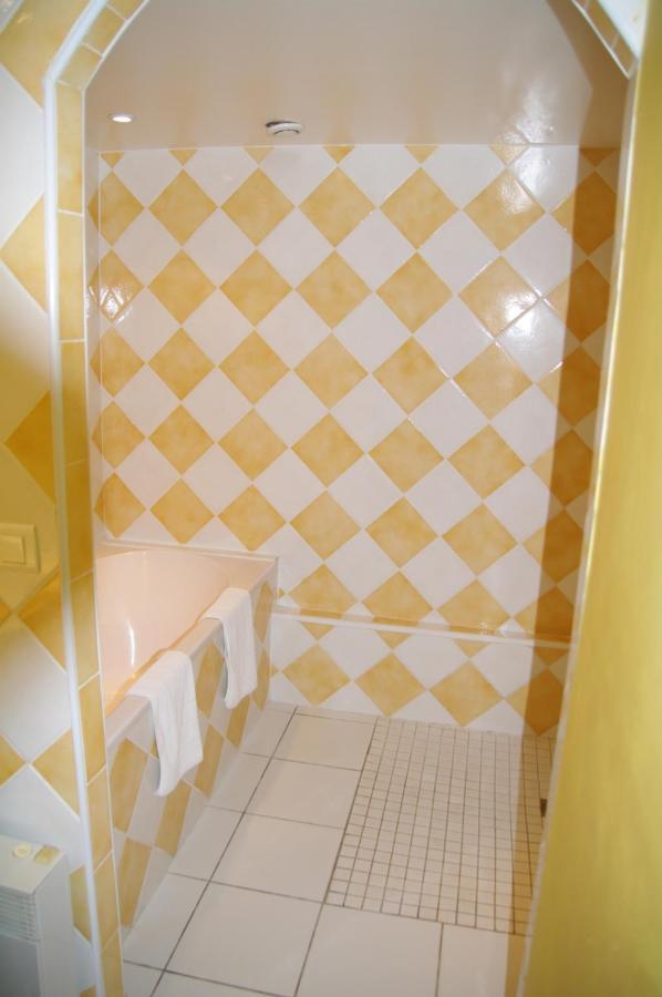 Residence Le Saint Victor Fontvieille Bagian luar foto