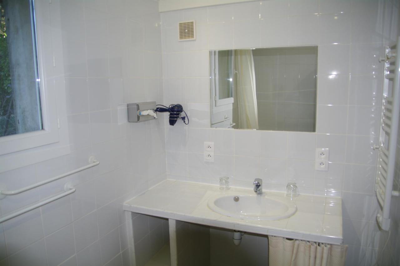 Residence Le Saint Victor Fontvieille Bagian luar foto