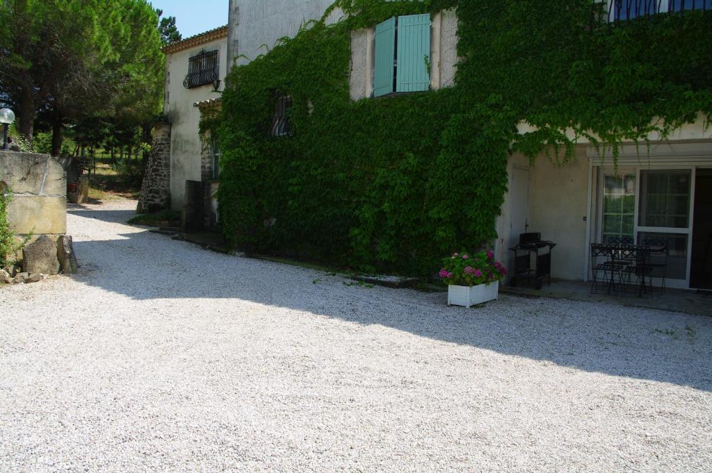 Residence Le Saint Victor Fontvieille Bagian luar foto