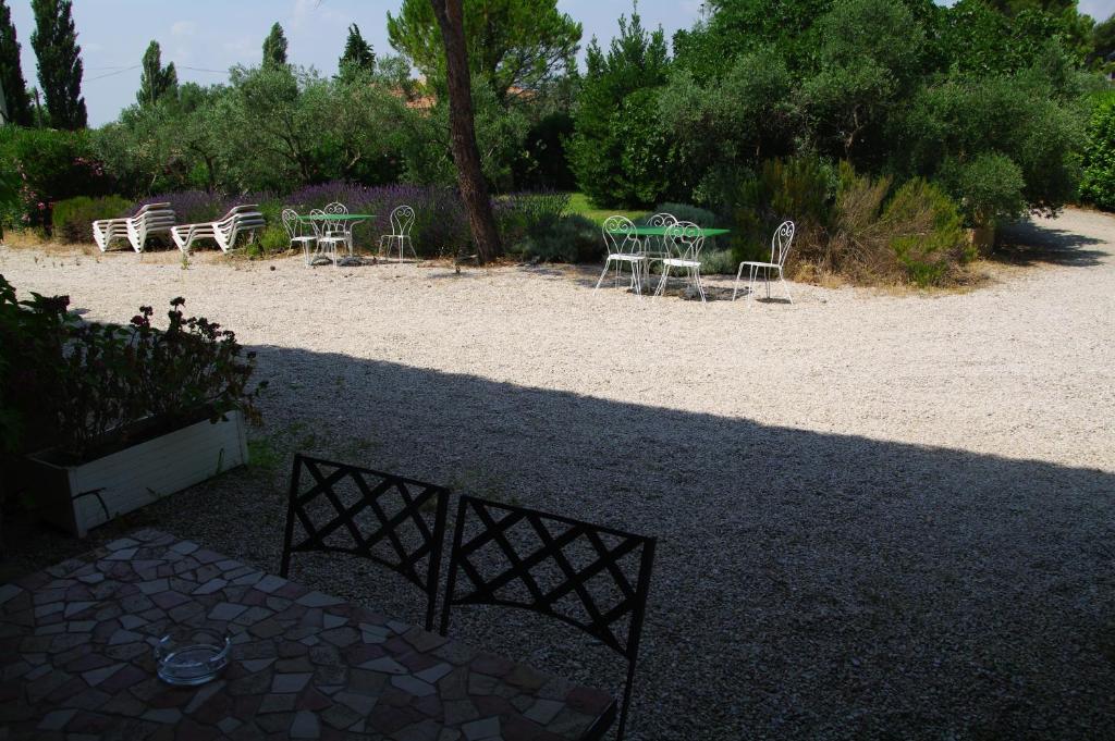 Residence Le Saint Victor Fontvieille Bagian luar foto