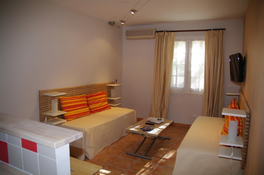 Residence Le Saint Victor Fontvieille Bagian luar foto