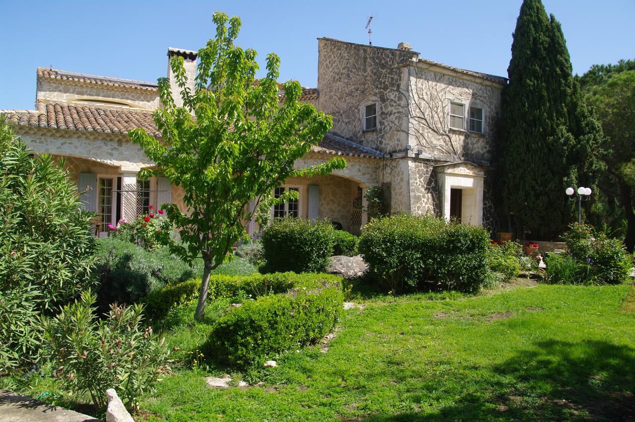 Residence Le Saint Victor Fontvieille Bagian luar foto