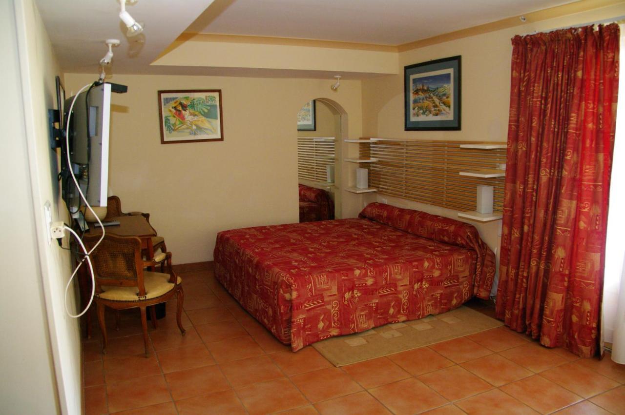 Residence Le Saint Victor Fontvieille Ruang foto