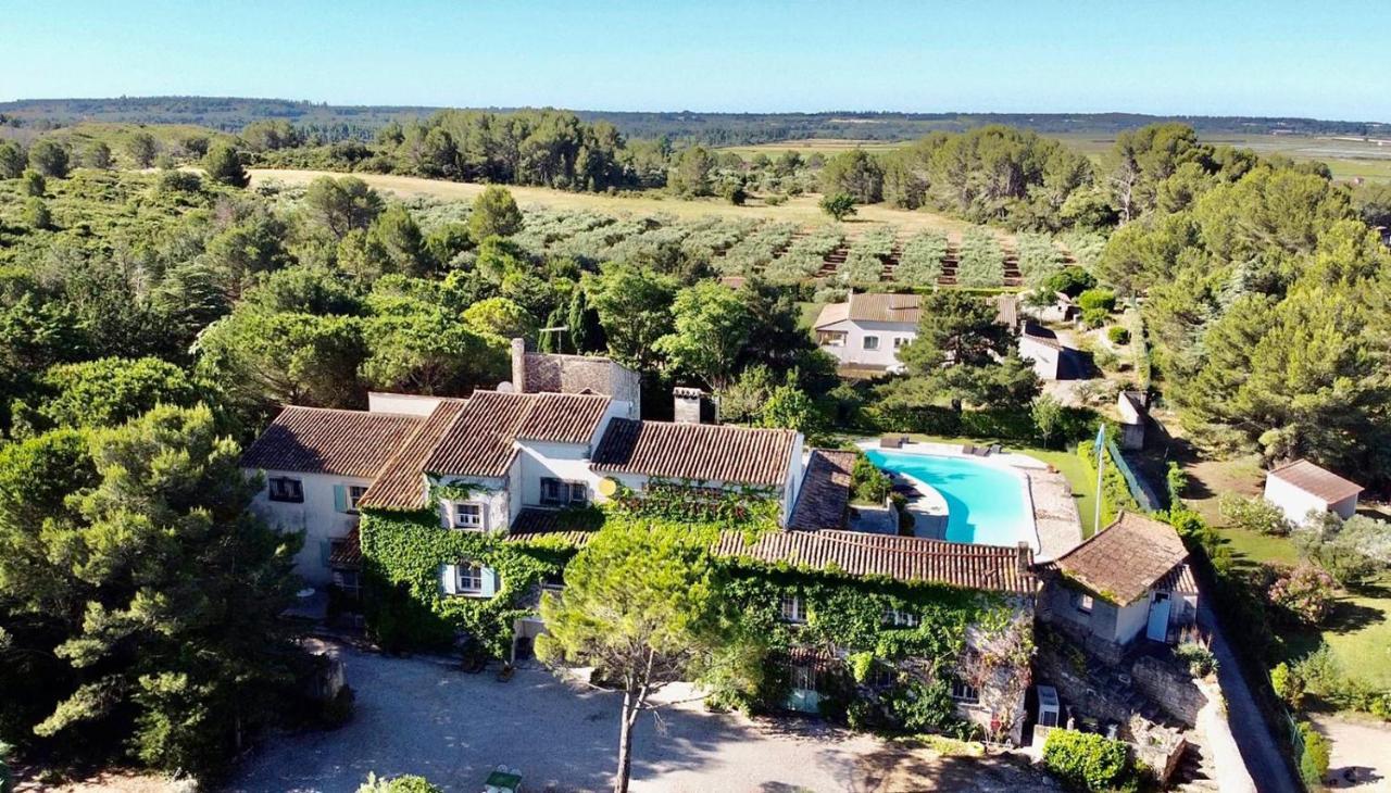 Residence Le Saint Victor Fontvieille Bagian luar foto